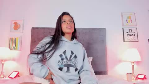 evelyn ebony online show from 01/02/25, 09:33