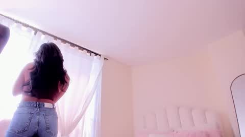 Snapshot of evelyn_coelloo chatting on 10/16/25, 05:58 Eve online show from 10/16/25, 05:58
