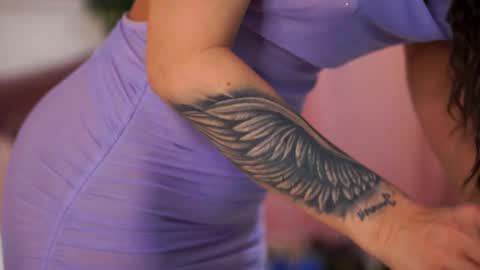 Evelyn online show from 02/13/25, 10:22