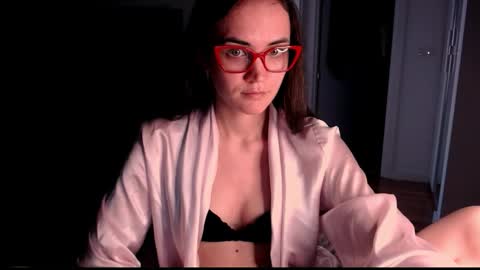 Evelyn online show from 03/10/26, 10:20