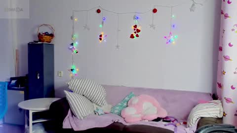 Snapshot of evelyn_harper_x chatting on 12/18/24, 06:21 Eve online show from 12/18/24, 06:21