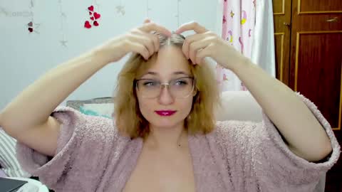 Snapshot of evelyn_harper_x chatting on 02/01/25, 06:43 Eve online show from 02/01/25, 06:43