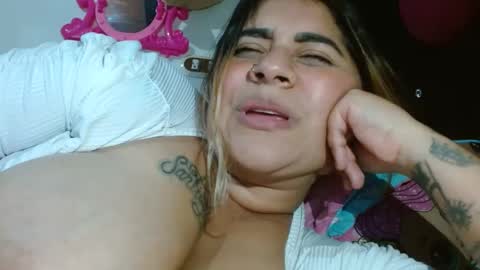Snapshot of evelyn_stormm chatting on 02/26/25, 03:53 evelyn stormm online show from 02/26/25, 03:53