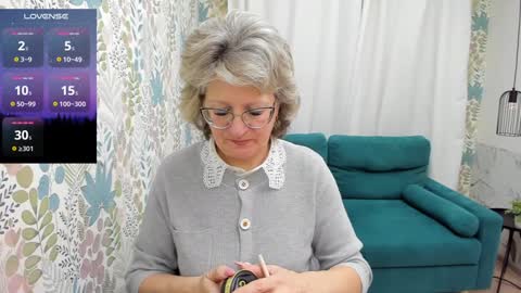 Evelyn online show from 01/24/25, 05:21