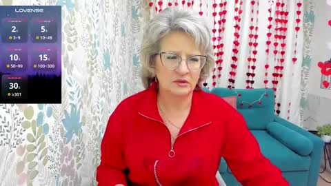 Evelyn online show from 02/17/25, 06:31