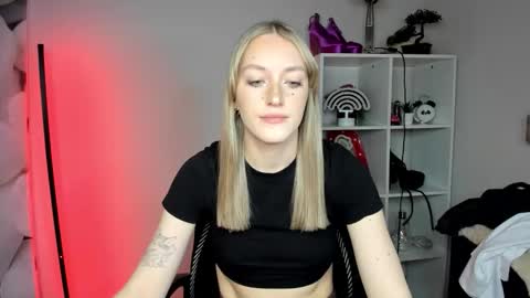 evelynblond online show from 02/03/26, 02:00