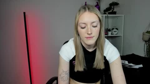 evelynblond online show from 03/13/26, 07:37