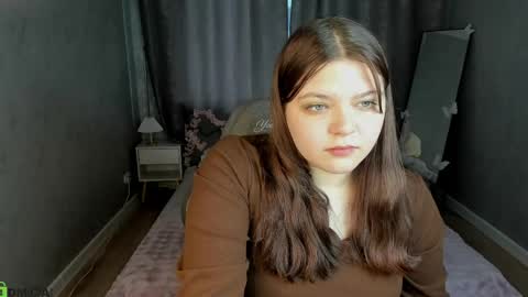 Evelyne Loo online show from 05/09/26, 01:11