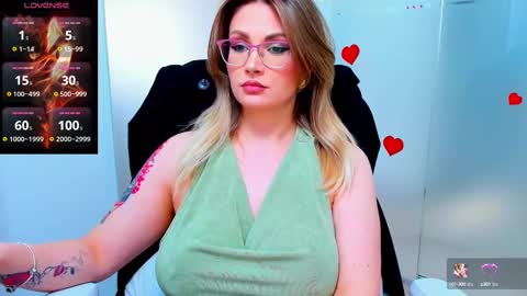 evelyne_rose online show from 03/12/25, 09:12