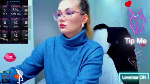 evelyne_rose online show from 10/18/25, 07:31