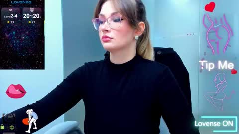 evelyne_rose online show from 11/29/25, 05:43