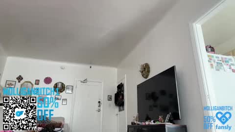 Evelyn online show from 02/05/26, 09:30