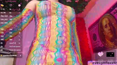 Snapshot of evelynfox_xx chatting on 04/27/26, 08:51 evelyn Foxx new account online show from 04/27/26, 08:51