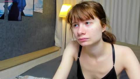 Evelyn online show from 10/19/25, 03:12