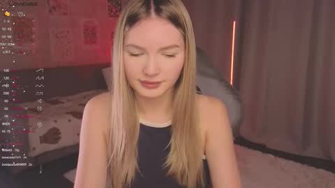 Evelyn online show from 10/18/25, 11:44
