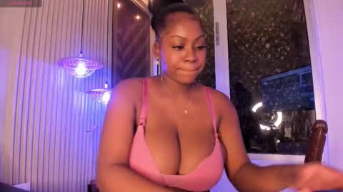 EvelynZoee online show from 10/08/25, 04:21