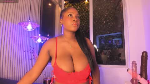 EvelynZoee online show from 10/10/25, 03:27