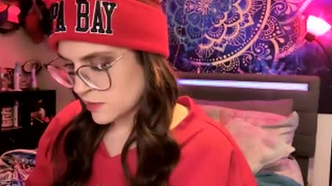 Aly online show from 12/06/24, 08:26