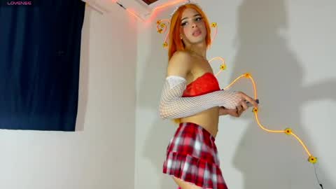 Snapshot of everlin_01 chatting on 05/15/26, 12:50 everlin_01 online show from 05/15/26, 12:50