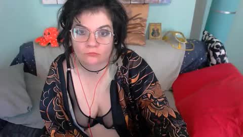 Everly online show from 10/30/25, 04:41