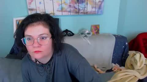 Everly online show from 01/10/26, 04:09