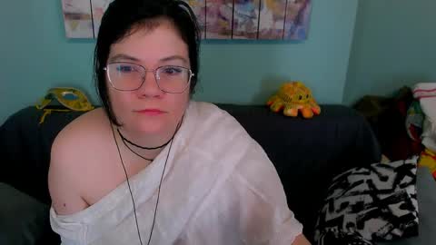 Everly online show from 04/15/26, 02:40