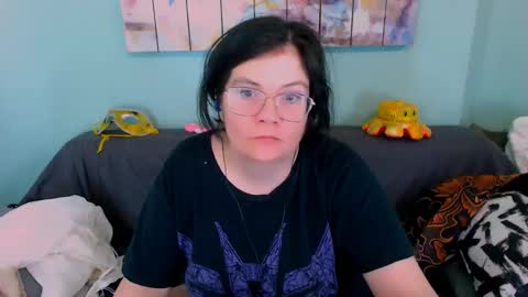 Everly online show from 04/19/26, 12:15