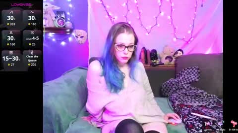 Evie online show from 11/06/25, 05:30