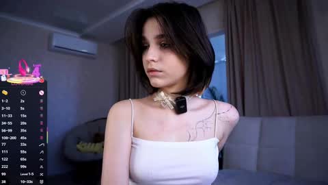 Anita online show from 09/19/25, 04:25