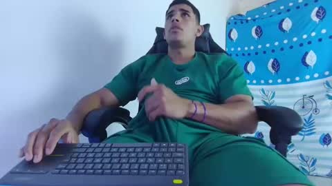 luis online show from 01/23/25, 04:26