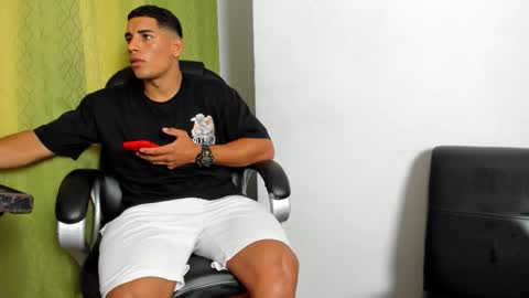 luis online show from 03/29/26, 03:12