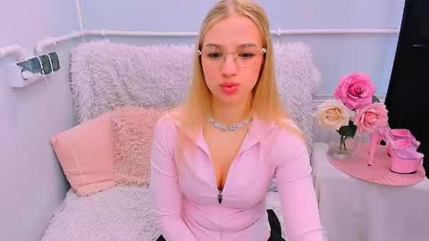 Eve online show from 04/21/26, 07:39