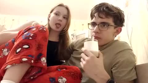 Evgeniy and Anna online show from 02/04/26, 07:53