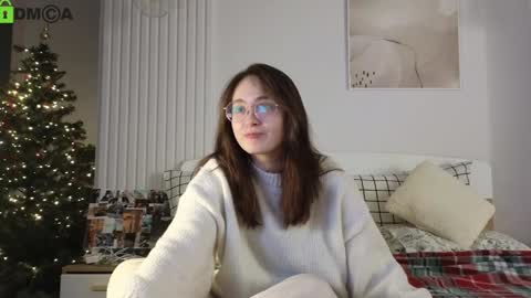 evi_woow online show from 01/06/25, 07:56