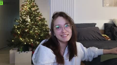 evi_woow online show from 01/16/25, 08:46