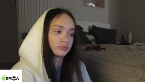 evi_woow online show from 02/17/26, 09:10