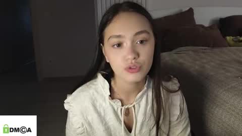 evi_woow online show from 03/02/26, 05:08