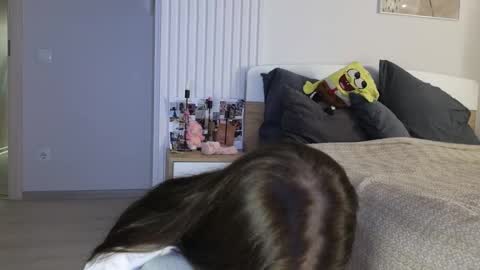 evi_woow online show from 03/25/26, 09:10