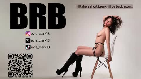 Snapshot of evie_clark_ chatting on 06/25/26, 05:12 My name is Evie nice to meet you really get to know me better private is open online show from 06/25/26, 05:12