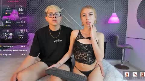 Evie  Denm online show from 04/19/26, 09:39