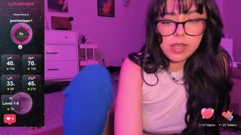 Snapshot of evie_luna chatting on 02/12/25, 02:24 Evie Luna online show from 02/12/25, 02:24