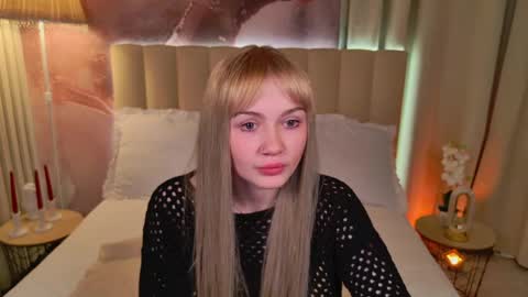 Your cutie Evie online show from 04/26/26, 07:00