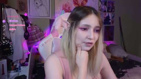 Evie online show from 01/11/25, 02:41