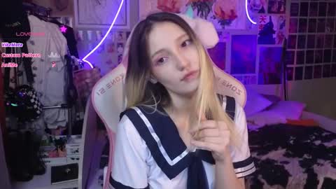 Evie online show from 03/12/25, 03:13