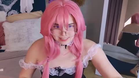 evie_val online show from 10/30/25, 07:14