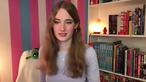 Evie3 online show from 11/06/25, 08:10