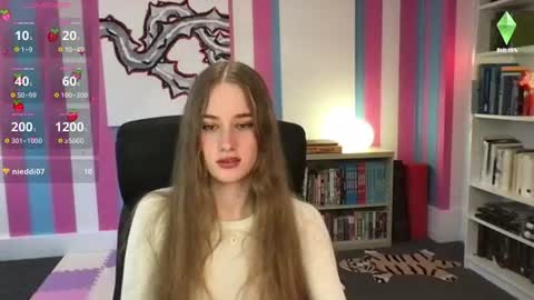 Snapshot of eviecam chatting on 07/29/26, 08:29 Evie3 online show from 07/29/26, 08:29