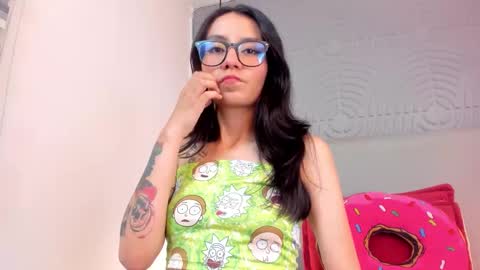 eviegothel_ online show from 01/10/26, 08:54