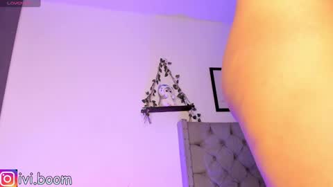 Snapshot of evieh1_ chatting on 02/21/25, 03:01 Ivi Alejandra  online show from 02/21/25, 03:01
