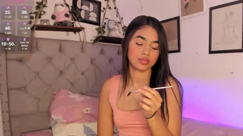 Ivi Alejandra  online show from 11/19/25, 03:56